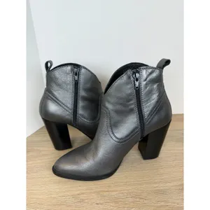 Pure Navy Ankle Boots Womens 38 Metallic Pewter Leather Block Heel Spain Western thumbnail 5
