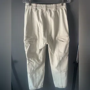 Women’s Pacsun Cream Cargo Pants thumbnail 4