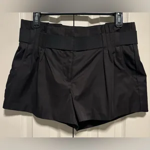 Jennifer Lopez Black Dress Shorts High Waist Pleated Pull-On Size 6 thumbnail 2