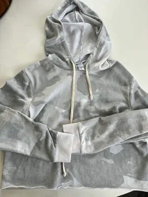 Alternative Hoodie Cropped thumbnail 1