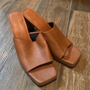 Princess Polly Brown Leather Heels thumbnail 1