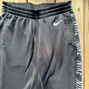women’s small nike dri-fit black joggers with pockets thumbnail 3