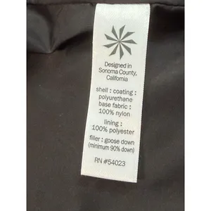Athleta Womens Metallic Silver Down Puffer Vest Mock Neck Chevron Quilt Size M thumbnail 4