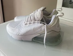 Nike 270 Air Max thumbnail 1