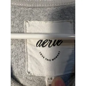 Aerie Women's Size Large Cozy Crew Sweatshirt The Chill Gray Winter Tour 06 Cold thumbnail 13