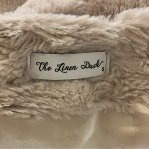 The Linen Duck Beige Textured Faux Fur‎ Open Front Cardigan Small Soft Plush thumbnail 6