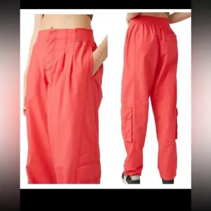 Free People Movement mesmerize me cargo pants. Size medium thumbnail 3