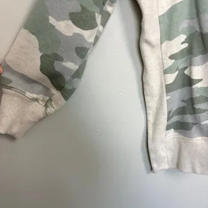 Aerie Camo Crewneck Sweatshirt Drop Shoulder Side‎ Slit Casual Size Small thumbnail 4