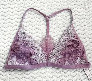 Victoria's Secret lace bra thumbnail 1
