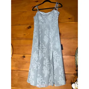 NWT Lulus Loveliest Looks Dusty Blue Floral Jacquard Tie-Strap Midi Dress Sz M thumbnail 2