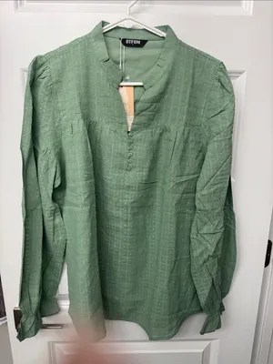 BTFBM Women's Sage Green Long-Sleeve Button Blouse thumbnail 1