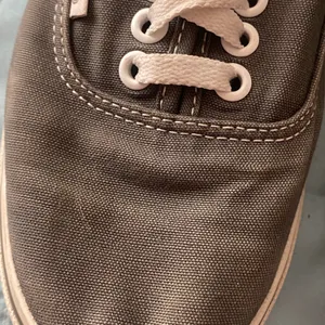 Vans Womens Gray Grey Low Top Tennis Shoes Size 7 Sneakers Used thumbnail 3