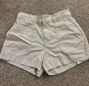 Old Navy Shorts thumbnail 1