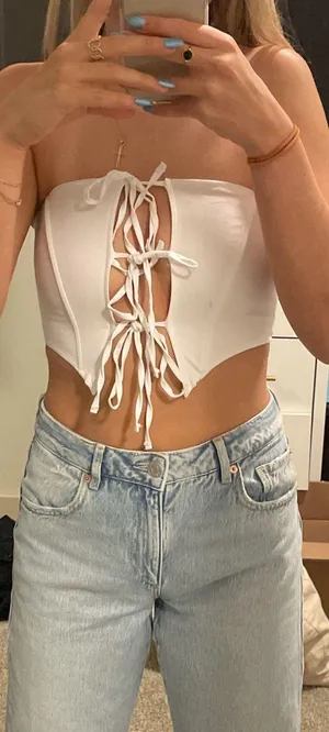 Boutique White tie crop top thumbnail 1