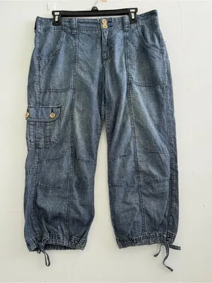 NEW GAP Washed Indigo Cargo Capris jeans size 12 thumbnail 1