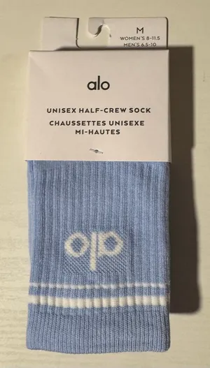 Alo yoga Sacks in Seashell Blue  thumbnail 1