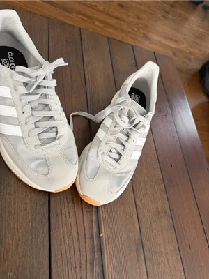 Title: adidas Women’s Run 70s 2.0 Sneakers Size 11 Light Gray Athletic Shoes thumbnail 9