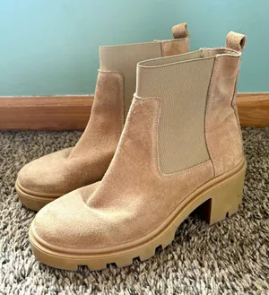 António De Faria Tara Suede Chelsea Ankle Boots Beige Women's US 8 EU 39 thumbnail 1