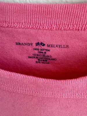 Brandy Melville Pink Baby Tee NWT Short Sleeve Fitted Crop Top One Size thumbnail 3