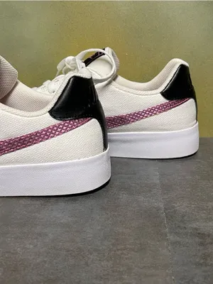 Nike Court Royale Women's Canvas White Sneakers Size 11 thumbnail 11