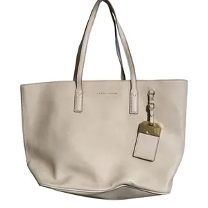 Marc Jacobs New York The‎ Tag Leather Tote Bag thumbnail 1