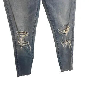 American Eagle Women's Size 6 Light Wash‎ Distressed Skinny Jeans thumbnail 3