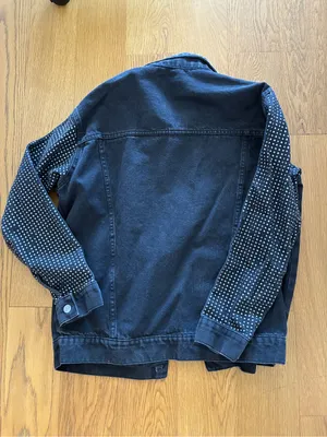 Nasty Gal Studded Sleeve Black Denim Jacket Womens Size 2 thumbnail 4