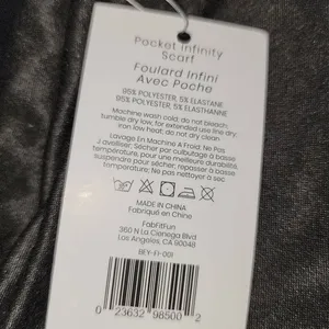 NWT Beyond‎ Yoga Womens Pocket Infinity Scarf thumbnail 3