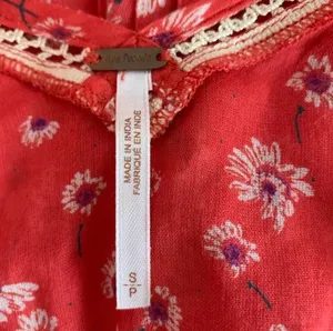 Free People Never A Dull Moment Top Red White Floral V-neck Boxy thumbnail 8