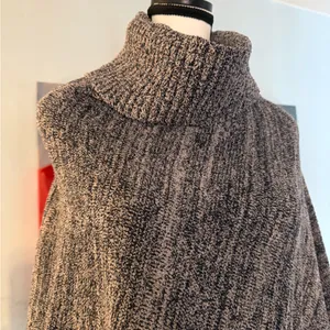 Barefoot Dreams CozyChic Point Dume Poncho OS Blue Marbled EUC Top thumbnail 4