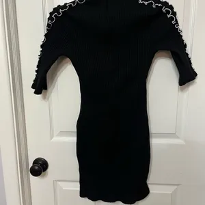 Amanda Uprichard Dress Averill Ribbed Mini in Black & White Ruffle‎ Trim size P thumbnail 10