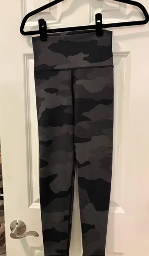 Aerie Camo Leggings thumbnail 1