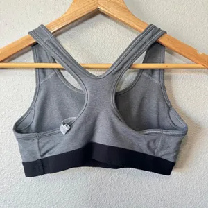Nike‎ Pro Dri-Fit Medium Gray Racerback Sports Bra Size Small thumbnail 3