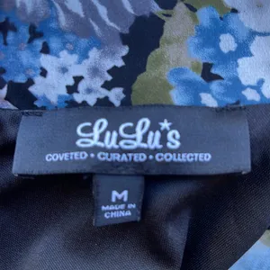 New Lulu’s long bell sleeve black with floral mini dress size M thumbnail 3