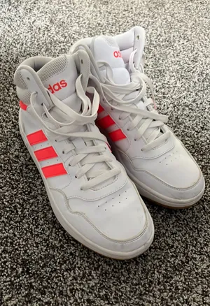 Adidas Women’s Sneakers 8.5 High-Top thumbnail 1