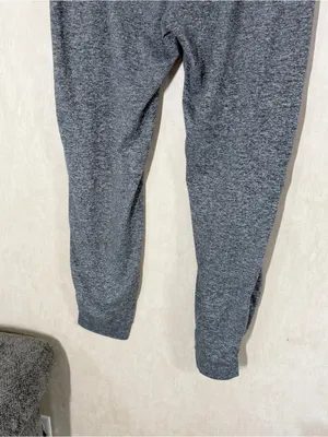 Vuori Women’s Performance Jogger Pants Pull On in Charcoal Heather XL thumbnail 6
