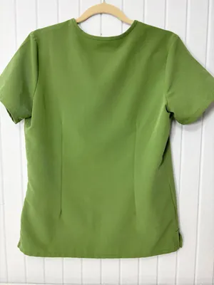 FIGS Olive Green V-Neck Medical Scrub Top style #1000211‎ size S thumbnail 2