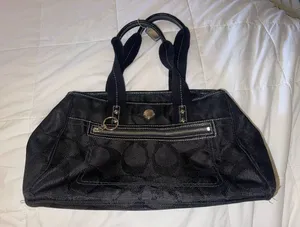 Black Coach Designer Hand Bag thumbnail 1
