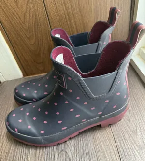 Joules Wellibob‎ Polka Dot Rain Boots woman's size 6 thumbnail 1