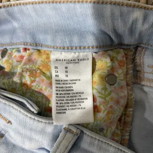 American Eagle Floral Pocket Short Shorts next level stretch Size 10‎ Festival thumbnail 6