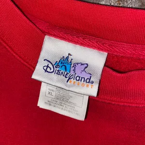 Disney Disneyland Resort Vintage Red Embroidered Sweatshirt Adult Size XL thumbnail 4