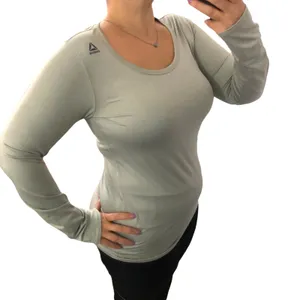 Reebok (M) Gray Long Sleeve Back Cut Out Detail Athletic Exercise Top Tee Shirt thumbnail 5