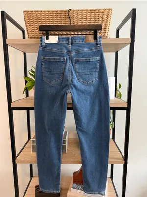 NWT American Eagle Outfitters High Rise Mom Jeans, 27 / 4 thumbnail 6