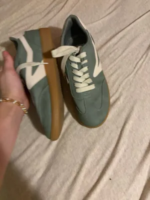green shoes Size 8 thumbnail 3