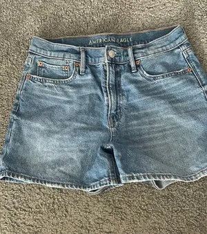 American Eagle Shorts thumbnail 1