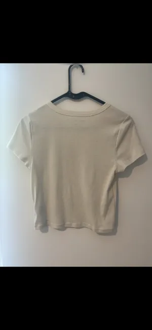 American Eagle Butterfly Tee Baby Crop Top thumbnail 2