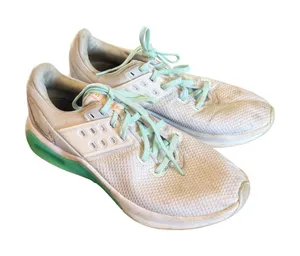 Nike Air Max Bella‎ TR 4 White Green Glow Womens 9.5 thumbnail 1