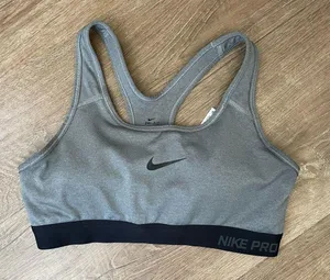 Nike Dri Fit Sports Bra Removable Pads Grey Black Swoosh Racerback ~ Size M thumbnail 3