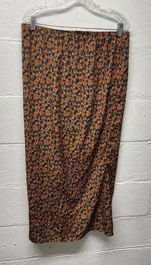 SHEIN Multi Floral Skirt thumbnail 1