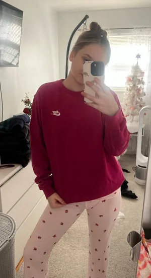 Nike Crewneck thumbnail 1